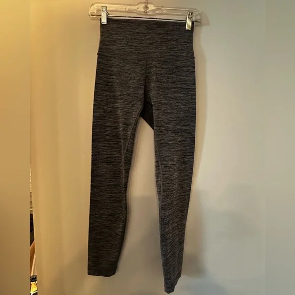 Lululemon Align Gray Leggings - Picture 4 of 8